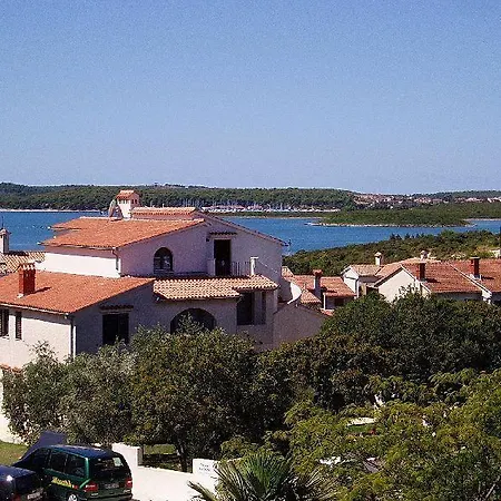 Apartments Medulin